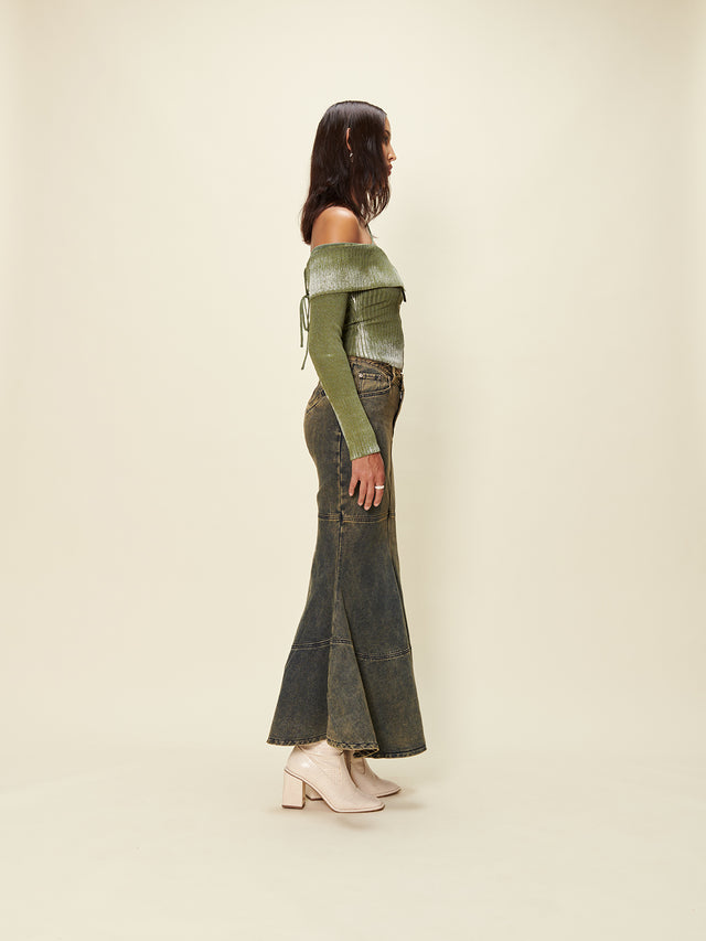 OFF THE SHOULDER FADE KNIT