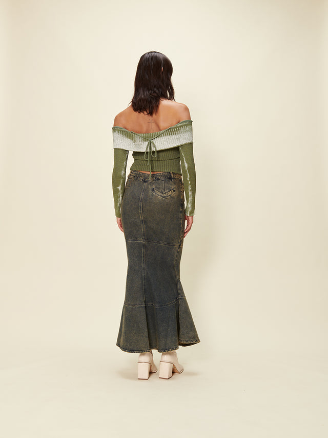 OFF THE SHOULDER FADE KNIT