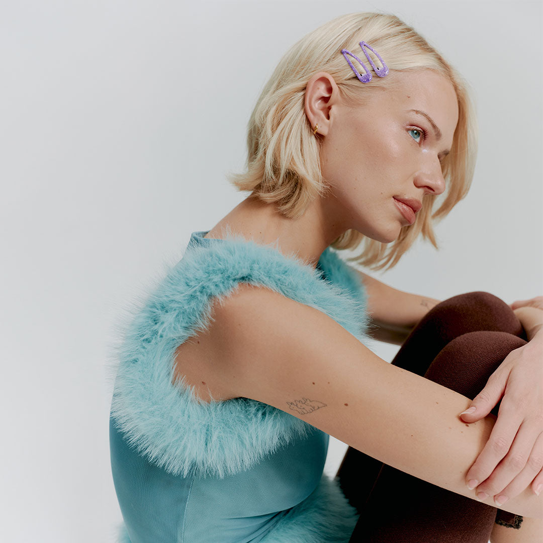TIFFANY BLUE FUR TRIM SLEELEVESS SECOND SKIN TOP