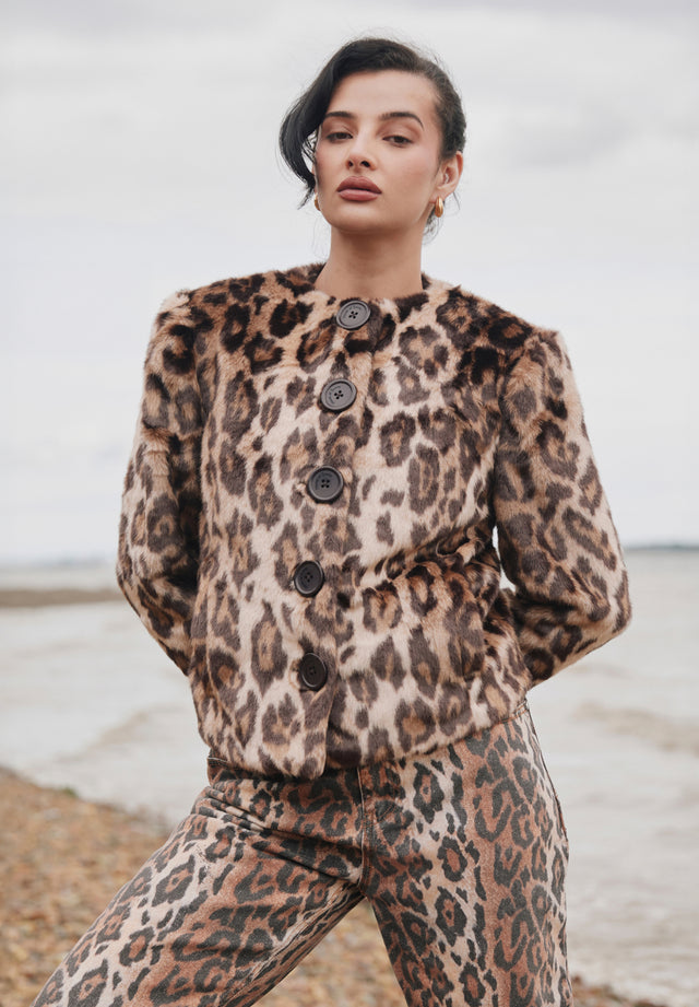 COLLARLESS LEOPARD JACKET