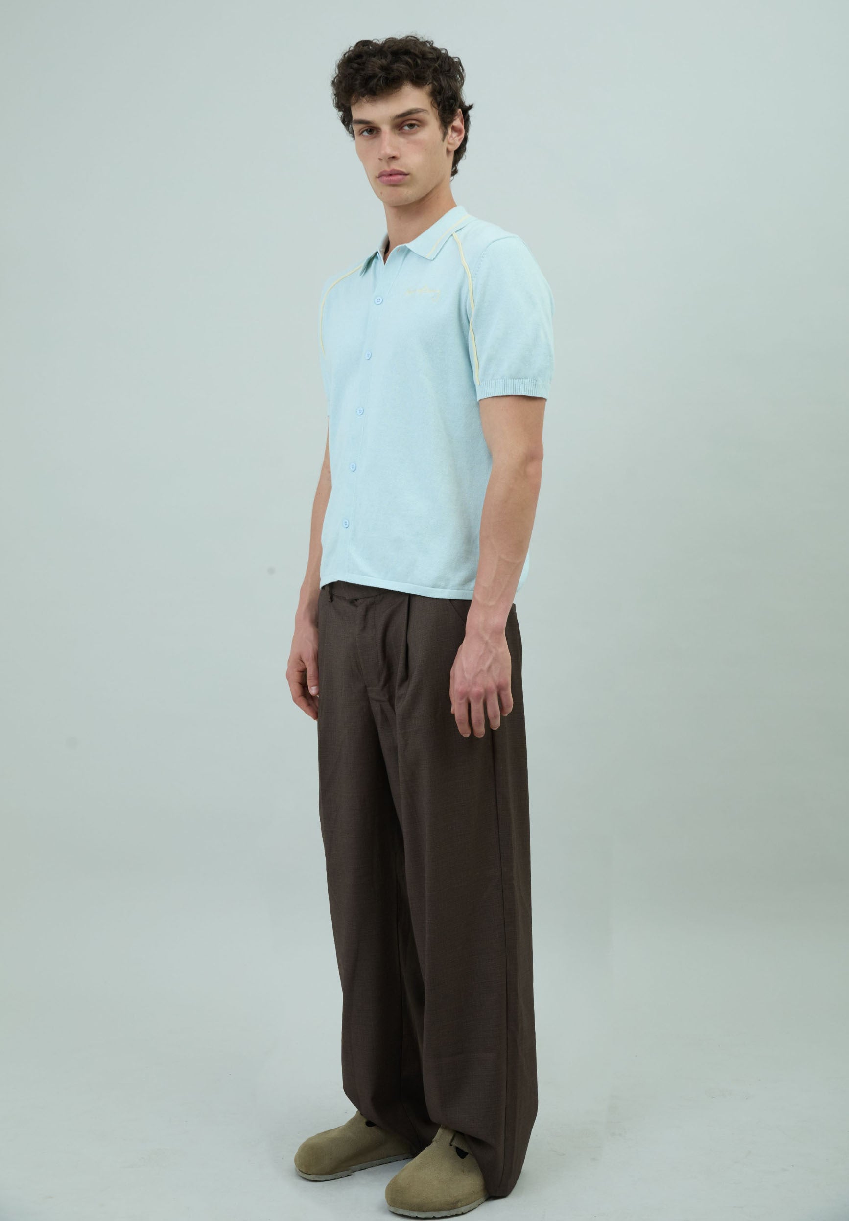 BUTTON DOWN KNITTED POLO