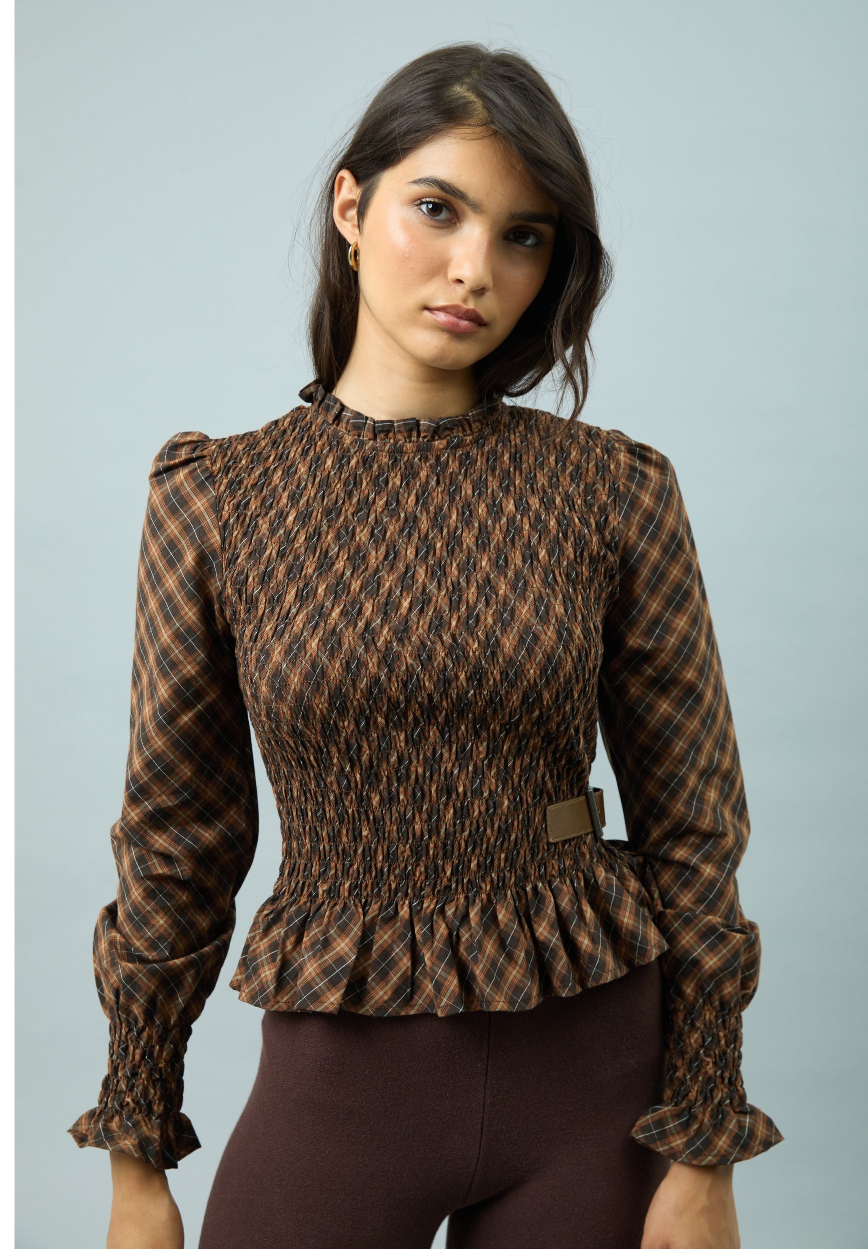 CHECK RUCHED TOP