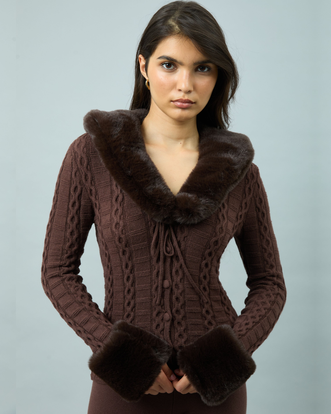 CHOCOLATE FUR COLLAR CABLE PEGGY