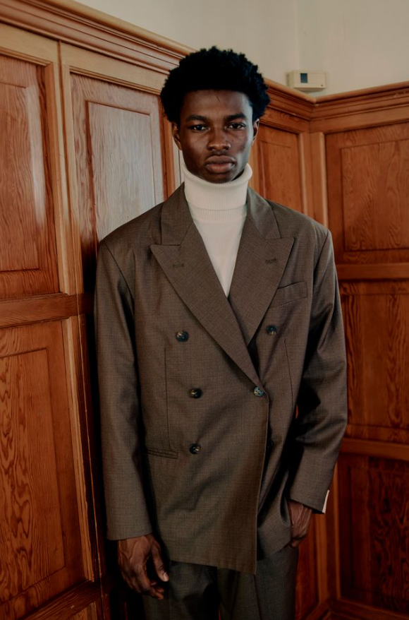 DOUBLE BREASTED SUIT JACKET