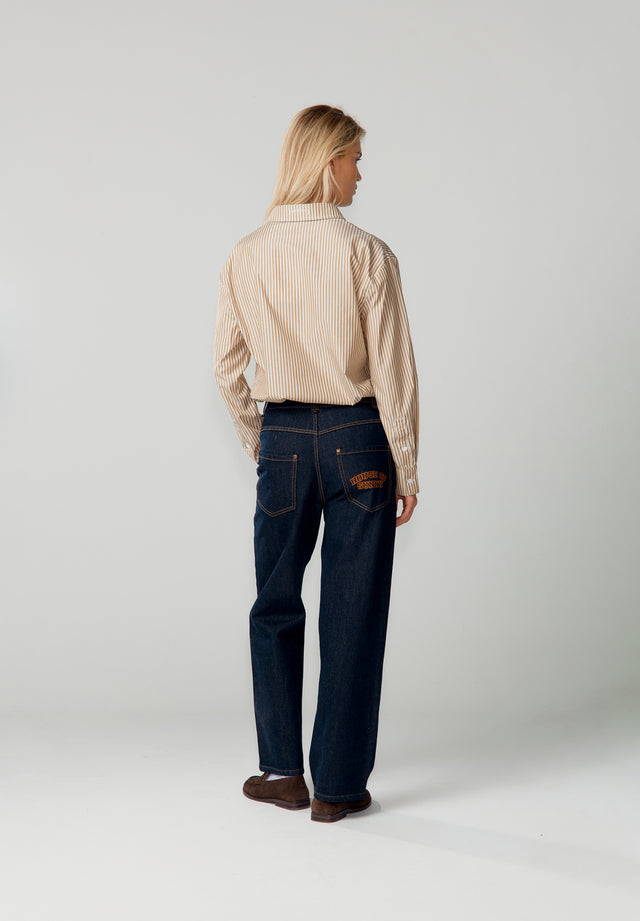 THE VINTAGE SHIRT