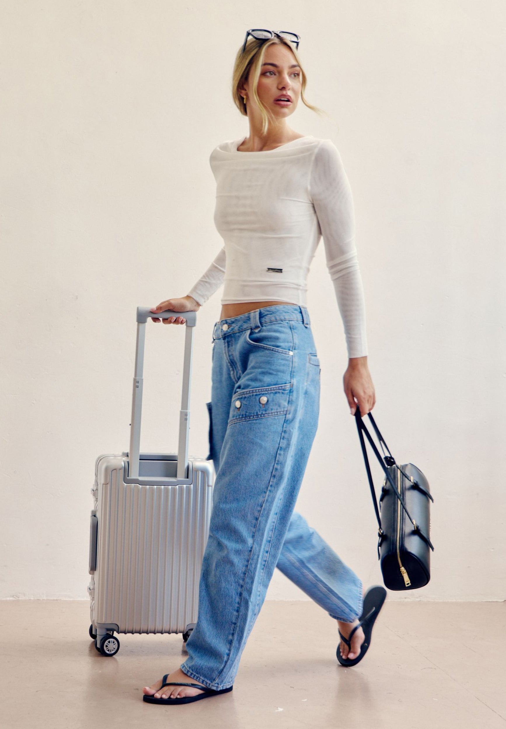 WHITE LONG SLEEVE DOUBLE LAYER TOP