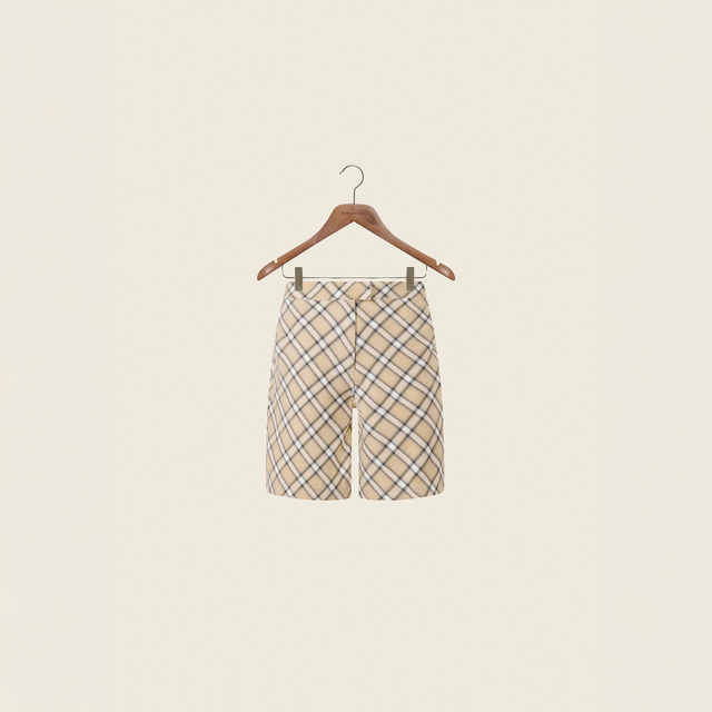 SLOANE CHECK SHORT
